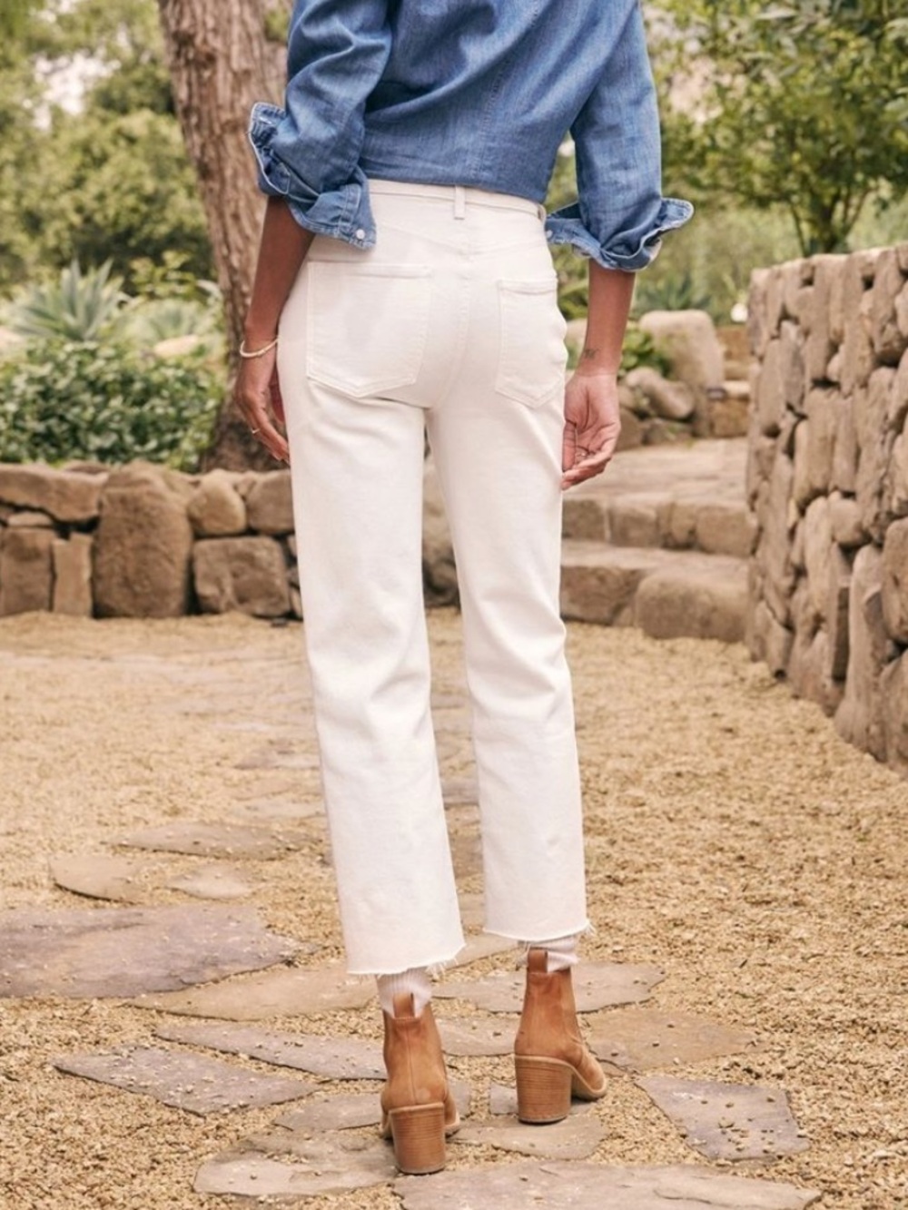 Frank & Eileen Monaghan Straight Leg Crop Raw Hem Jeans in Cream Size 30 - Picture 9 of 9